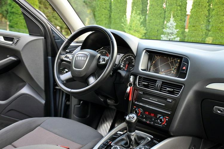 Audi Q5 2.0TDI(143KM) 2xS-Line Navi MMI Panorama Welur Klimatronik Alu18"ASO zdjęcie 27