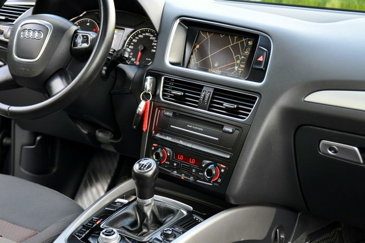 Audi Q5 2.0TDI(143KM) 2xS-Line Navi MMI Panorama Welur Klimatronik Alu18"ASO zdjęcie 28