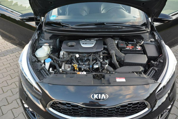 Kia Pro Cee'd GT Navi Panorama Ledy Bixenon Skóry Recaro Kamera Grzana kierownica zdjęcie 33