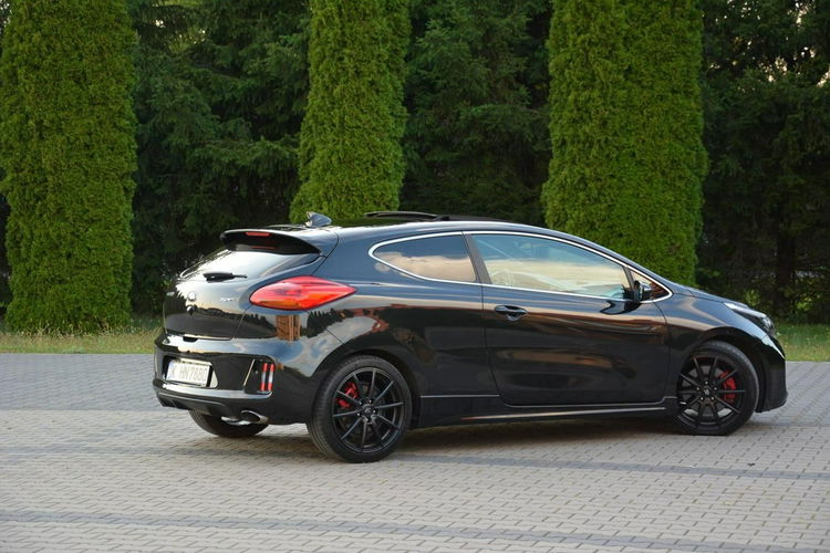 Kia Pro Cee'd GT Navi Panorama Ledy Bixenon Skóry Recaro Kamera Grzana kierownica zdjęcie 6