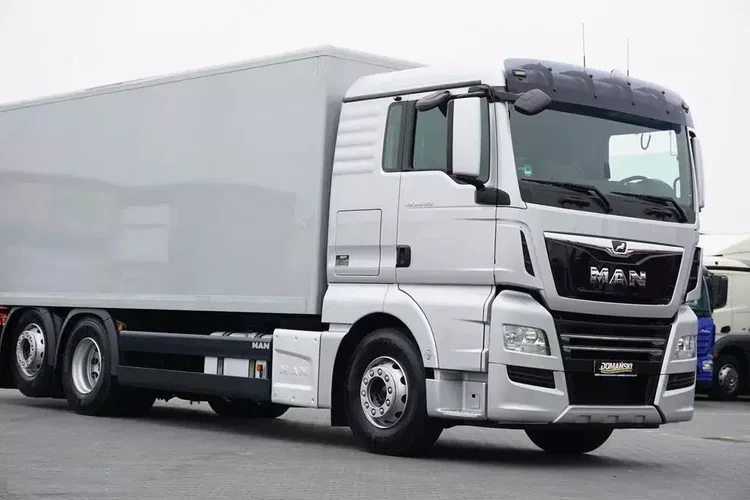 MAN TGX / 26.420 / ACC / E 6 / KONTENER + WINDA / OŚ SKRĘTNA / 18 PALET zdjęcie 21