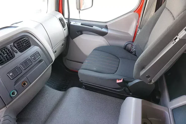 DAF LF / 260 / ACC / E 6 / FIRANKA / 22 PALETY / DŁ. 8.85 M zdjęcie 40