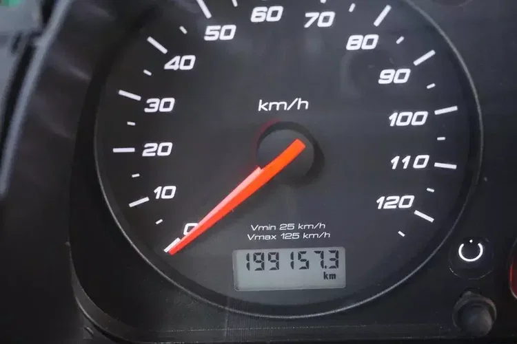 Iveco / TRAKKER / 480 / E 6 / WYWROTKA / 8 X 4 / HYDROBURTA / RETARDER zdjęcie 12