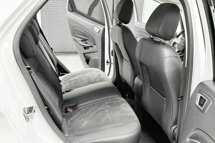 Ford EcoSport 1.0 TURBO 125KM ST-LINE Lift Klimatronic Navi SYNC3 led BANG&OLUFSEN zdjęcie 37