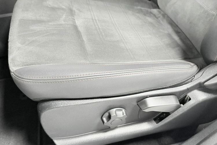 Ford EcoSport 1.0 TURBO 125KM ST-LINE Lift Klimatronic Navi SYNC3 led BANG&OLUFSEN zdjęcie 39