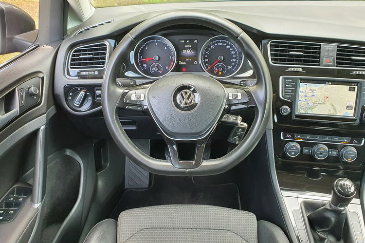 Volkswagen Golf 1.6 TDI # Highline # Navi # Climatronic # Kamera # PółSkóra # MegaStan zdjęcie 17