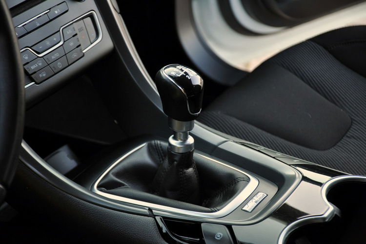 Ford Mondeo 2.0TDCI(180KM) Duża Navi Welur Asys.Pasa 2xPDC Keyless Go Alu17"ASO zdjęcie 35