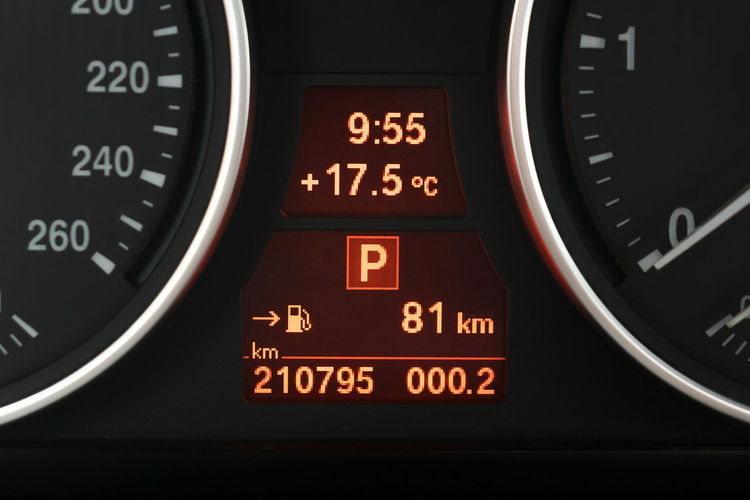 BMW X5 3.0_Diesel_286 KM_210 tyś. km zdjęcie 16