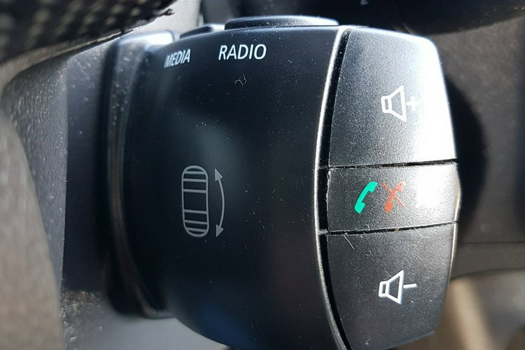 Renault Master KONTENER 8EP 4.21x2.23x2.22 KLIMA MANUAL KRAJOWY 6-BIEGÓW zdjęcie 25