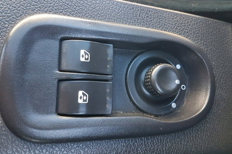 Renault Master KONTENER 8EP 4.21x2.23x2.22 KLIMA MANUAL KRAJOWY 6-BIEGÓW zdjęcie 9