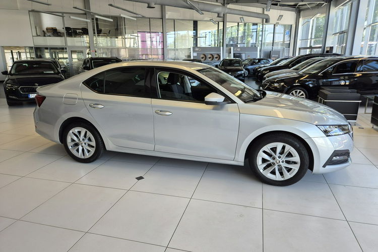 Skoda Octavia zdjęcie 2