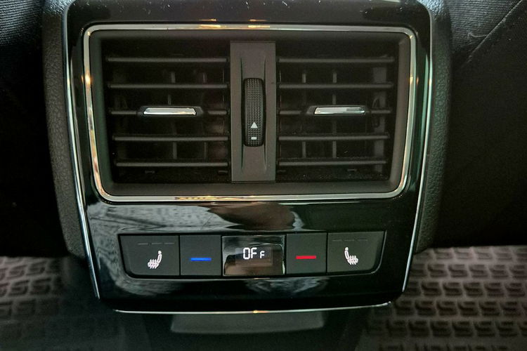 Skoda Superb zdjęcie 16