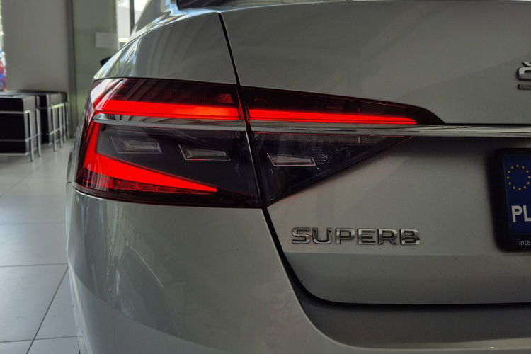 Skoda Superb zdjęcie 35