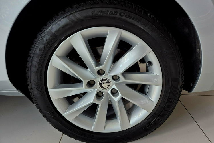 Skoda Superb zdjęcie 37