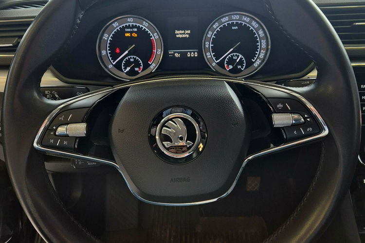 Skoda Superb zdjęcie 21
