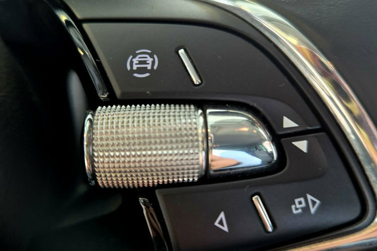 Skoda Superb zdjęcie 27