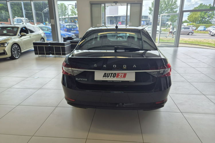 Skoda Superb zdjęcie 4