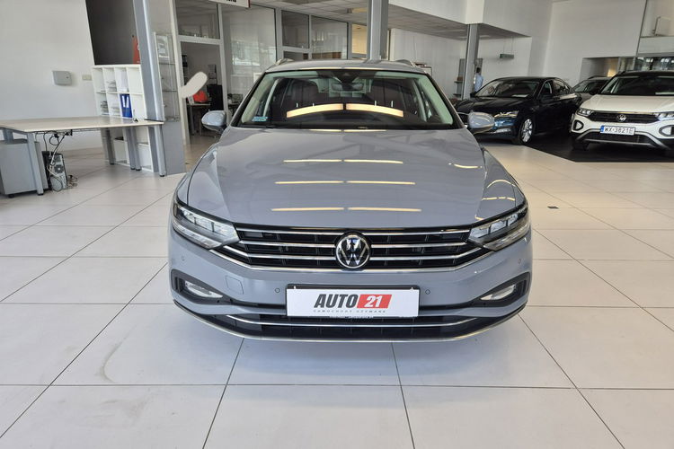 Volkswagen Passat zdjęcie 10