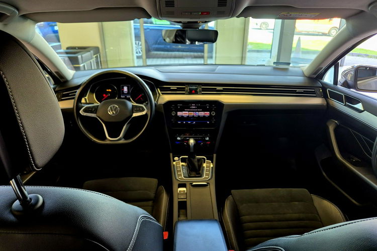 Volkswagen Passat zdjęcie 14