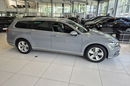 Volkswagen Passat zdjęcie 2