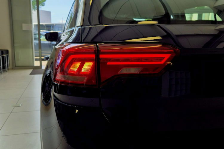 Volkswagen T-Roc zdjęcie 17