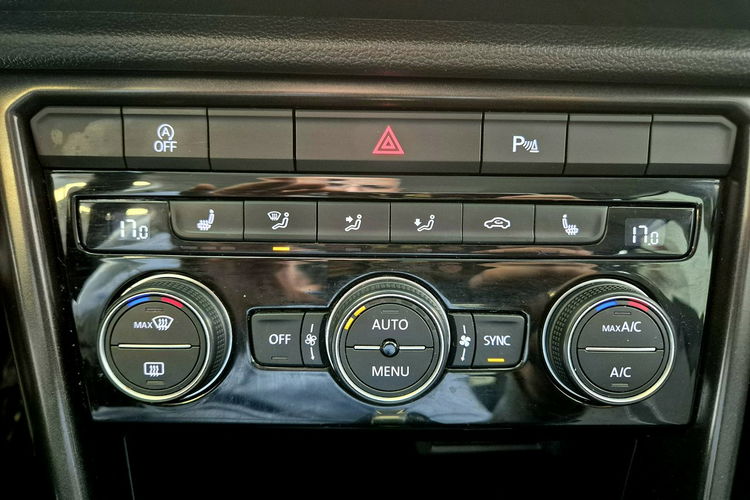 Volkswagen T-Roc zdjęcie 23