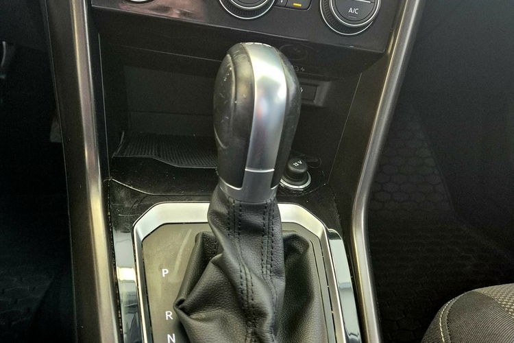 Volkswagen T-Roc zdjęcie 24