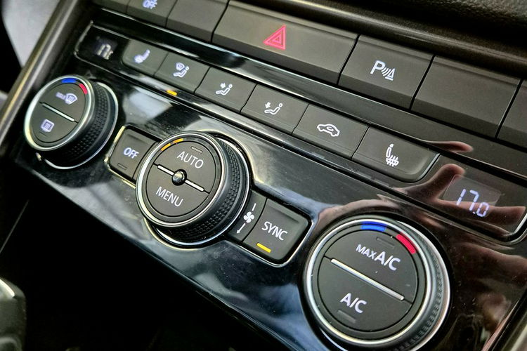 Volkswagen T-Roc zdjęcie 30