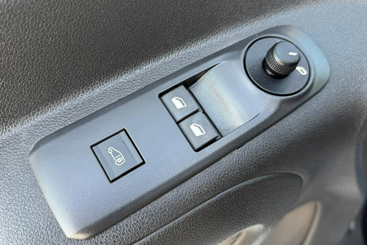 Toyota Proace City SALON PL / L2H1 DŁUGI / 3 OSOBY / KLIMA / GWARANCJA zdjęcie 15