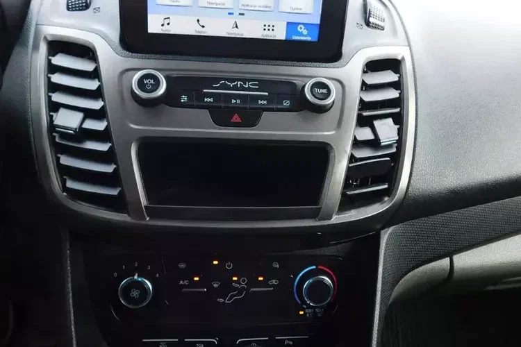 Ford Connect zdjęcie 12