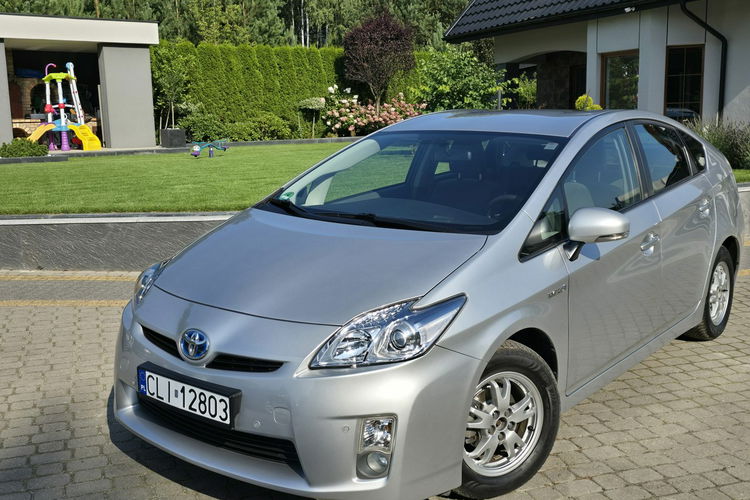 Toyota Prius Hybrid 1.8 VVT-I E-CVT I-właściciel / 62-tyś przebiegu zdjęcie 1