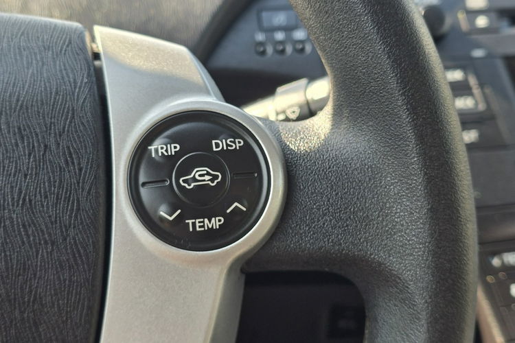 Toyota Prius Hybrid 1.8 VVT-I E-CVT I-właściciel / 62-tyś przebiegu zdjęcie 18