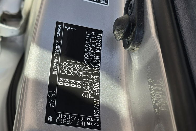 Toyota Prius Hybrid 1.8 VVT-I E-CVT I-właściciel / 62-tyś przebiegu zdjęcie 21