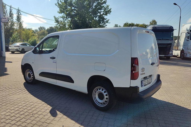 TOYOTA PROACE CITY zdjęcie 3