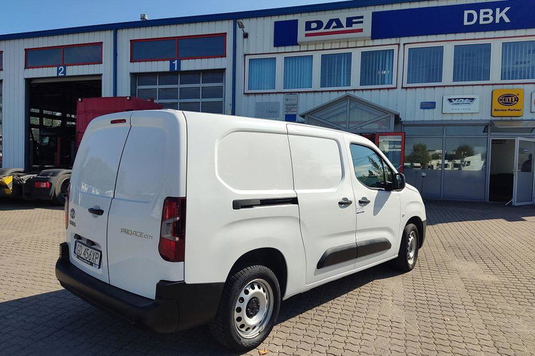 TOYOTA PROACE CITY zdjęcie 4