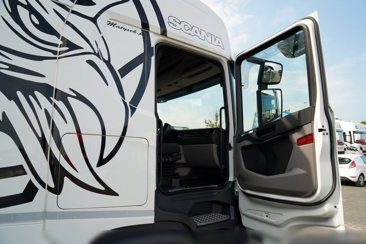 Scania R 500 / MEGA / RETARDER / KLIMA POSTOJOWA / LOW DECK  2021 ROK / PO KONTRAKCIE SERWISOWYM zdjęcie 39