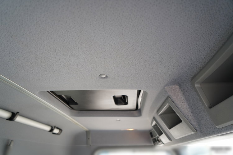 Mercedes AXOR 2633 / 6x4 / WYWROTKA  5.3 M / HYDROBURTA  / + HDS HIAB 122 B-2 / STEROWANIE RADIOWE / ROTATOR / MANUAL /   / 2013 ROK  zdjęcie 44