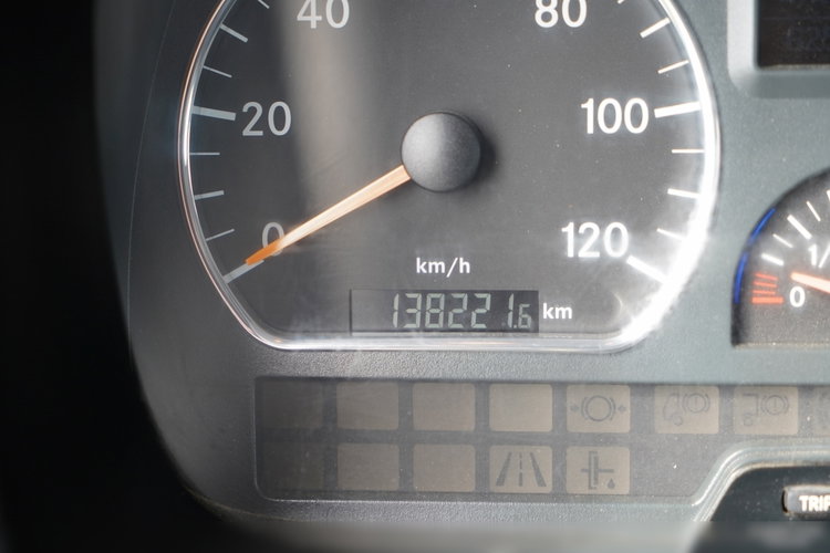 Mercedes AXOR 2633 / 6x4 / WYWROTKA  5.3 M / HYDROBURTA  / + HDS HIAB 122 B-2 / STEROWANIE RADIOWE / ROTATOR / MANUAL /   / 2013 ROK  zdjęcie 48