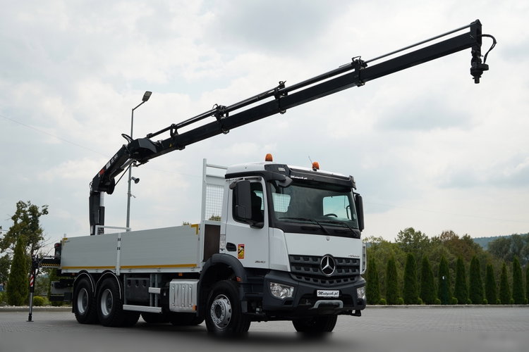 Mercedes / AROCS 2640 / 6x4 / SKRZYNIOWY - 6, 5 M / HDS HIAB XS 144 / wysów: 12, 5 M / EURO 6 / STEROWANIE RADIOWE / ROTATOR / OPONY 100 % / zdjęcie 1
