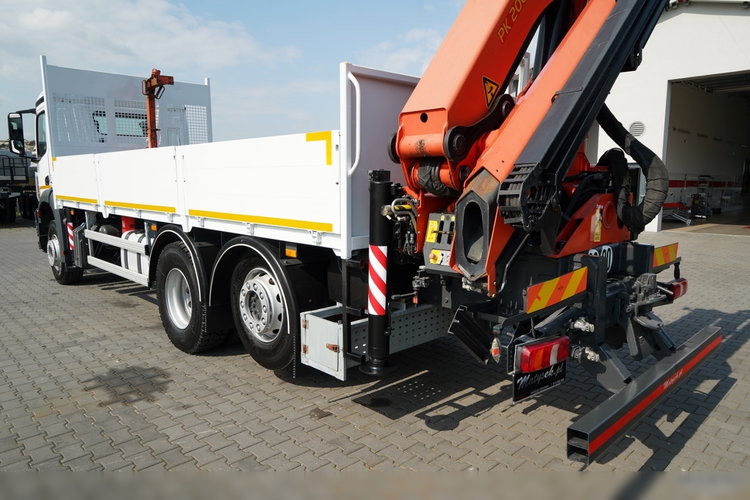 Mercedes / AROCS 2643 / 6x2 / SKRZYNIOWY - 6.4 M / HDS palfinger pk 20001-k - wysów: 10.2 M / OŚ PODNOSZONA / STEROWANIE RADIOWE / ROTATOR / WIDŁY / OPONY 100 % / 2017 ROK zdjęcie 19