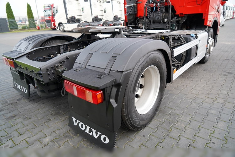 Volvo FM 430 / PEŁNY ADR / WAGA: 6 800 KG / NISKA KABINA / 2022 ROK / PO ZŁOTYM KONTRAKCIE SERWISOWYM / zdjęcie 16