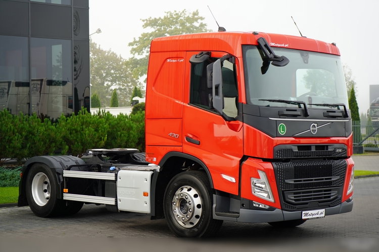 Volvo FM 430 / PEŁNY ADR / WAGA: 6 800 KG / NISKA KABINA / 2022 ROK / PO ZŁOTYM KONTRAKCIE SERWISOWYM / zdjęcie 1