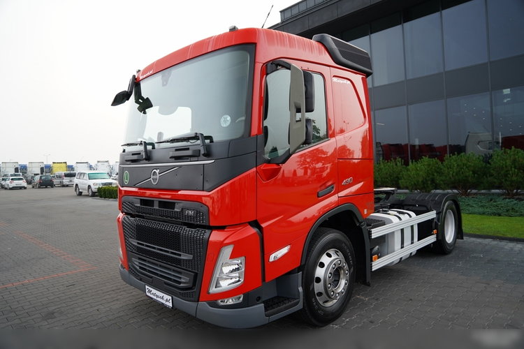 Volvo FM 430 / PEŁNY ADR / WAGA: 6 800 KG / NISKA KABINA / 2022 ROK / PO ZŁOTYM KONTRAKCIE SERWISOWYM / zdjęcie 6