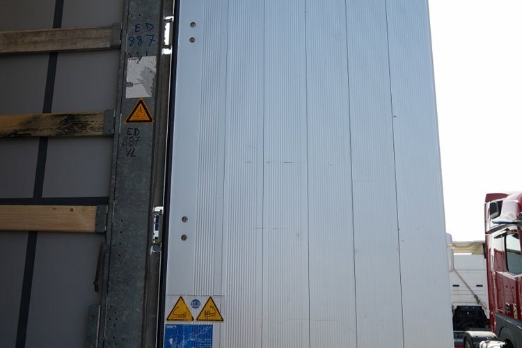 Schmitz FIRANKA / STANDARD / 2 OSIE  PODNOSZONE / OSIE zdjęcie 14