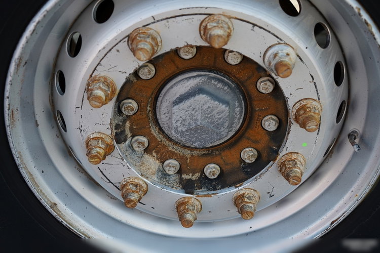 Fruehauf WYWROTKA STALOWA  / 28 m3/ HYDROKLAPA / AUTOMATYCZNA PLANDEKA / OŚ PODNOSZONA / zdjęcie 15