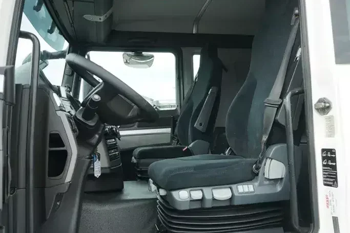 MAN TGL / 12.250 / SKRZYNIOWY + HDS / FASSI F 65 / PILOT zdjęcie 9