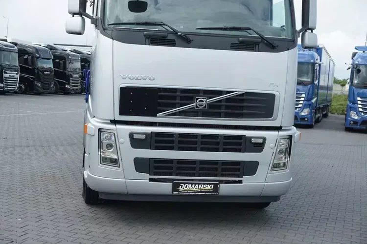 Volvo / FH / 520 / 8 X 2 / SKRZYNIOWY + HDS / PM 85 SP + JIB J 1204 / WYSIĘG 31.9 M zdjęcie 26