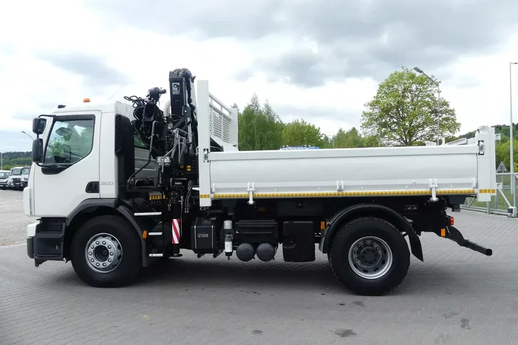Volvo FE 320 / WYWROTKA + HDS HIAB 122 SKŁADANY W Z / zdjęcie 7