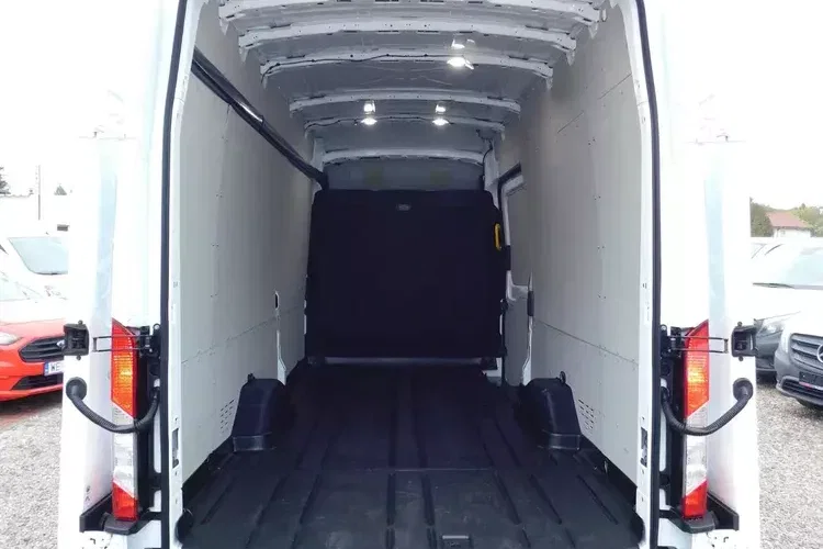 Ford TRANSIT zdjęcie 3