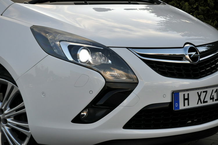 Opel Zafira 2.0d(165KM) Bi-Xenon Led Panorama Navi Kamera 7-Foteli Skóry Alu19"ASO zdjęcie 12